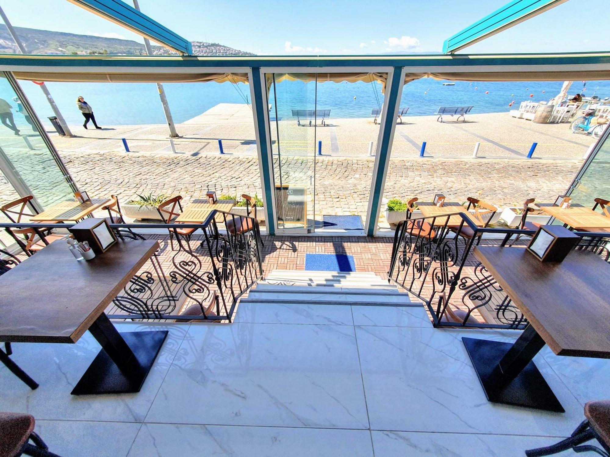 Midilli Konak Foca Exterior photo